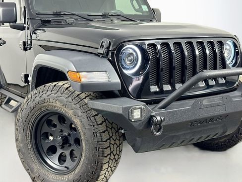 Used 2018 Jeep Wrangler Sport image 43