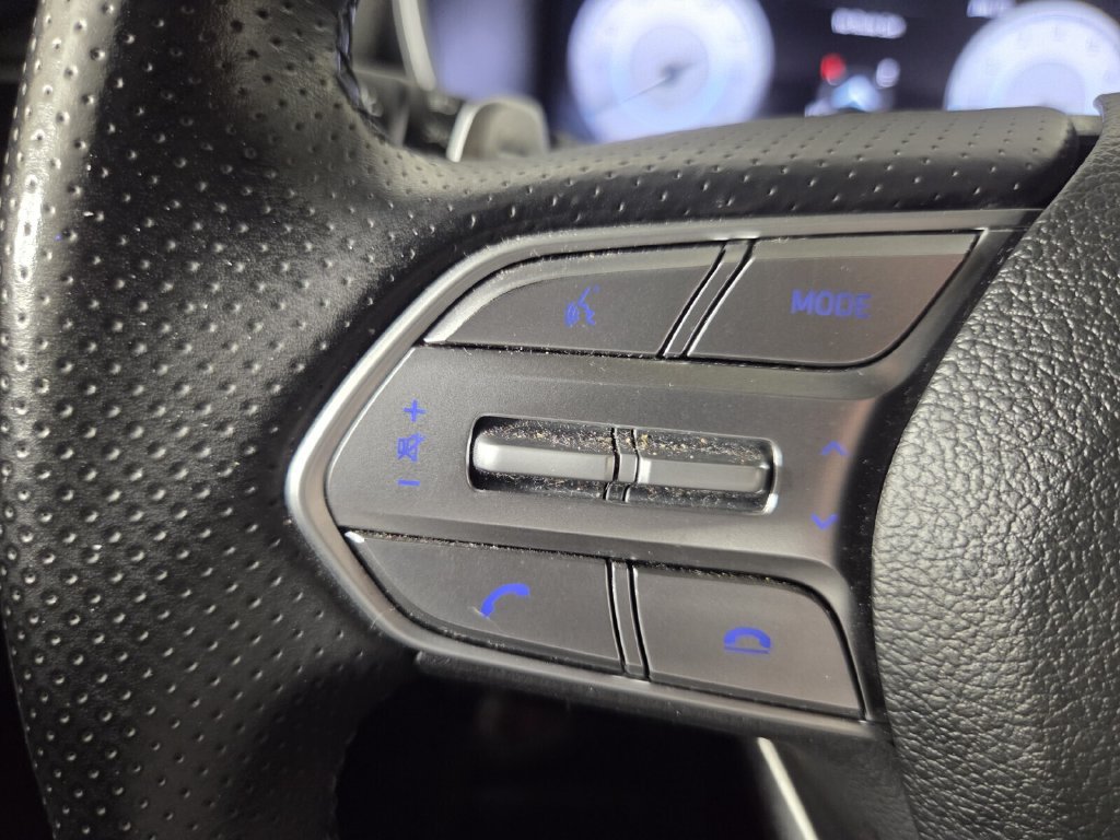 Used 2023 Hyundai Santa Fe Calligraphy AWD/4WD image 38