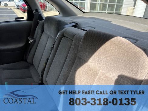 Used 2002 Saturn L-Series L200 image 17