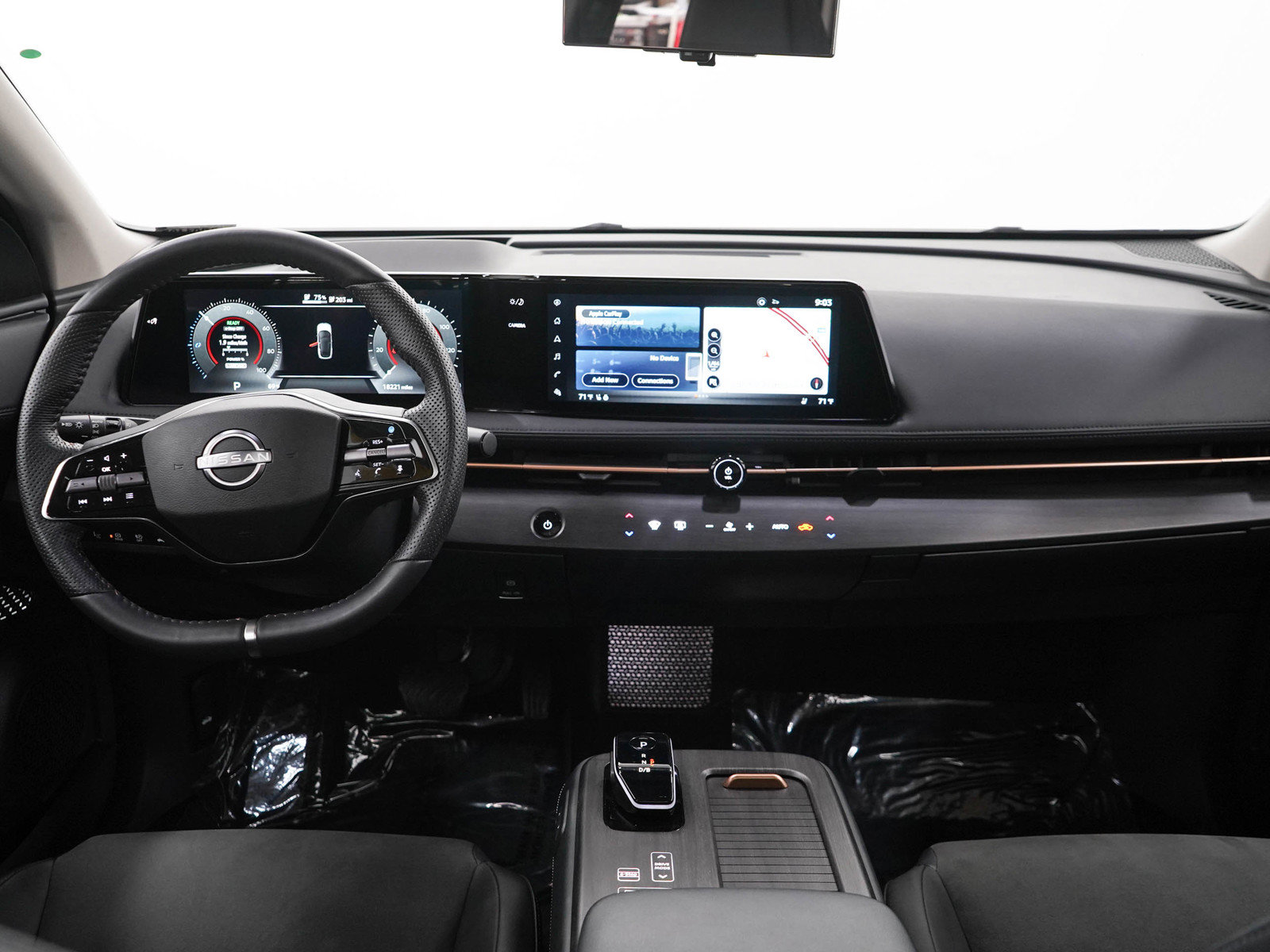 Used 2024 Nissan Ariya AWD image 18