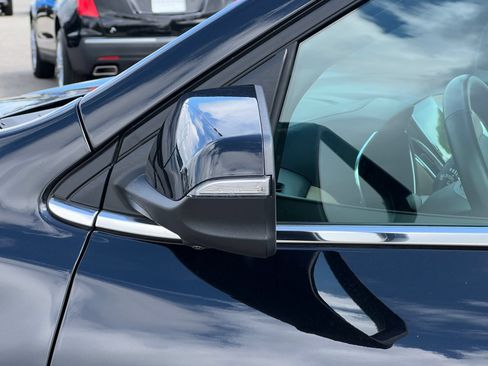Certified 2024 Chevrolet Equinox Premier FWD image 45