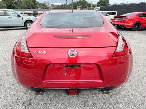 Used 2018 Nissan 370Z Coupe RWD image 6