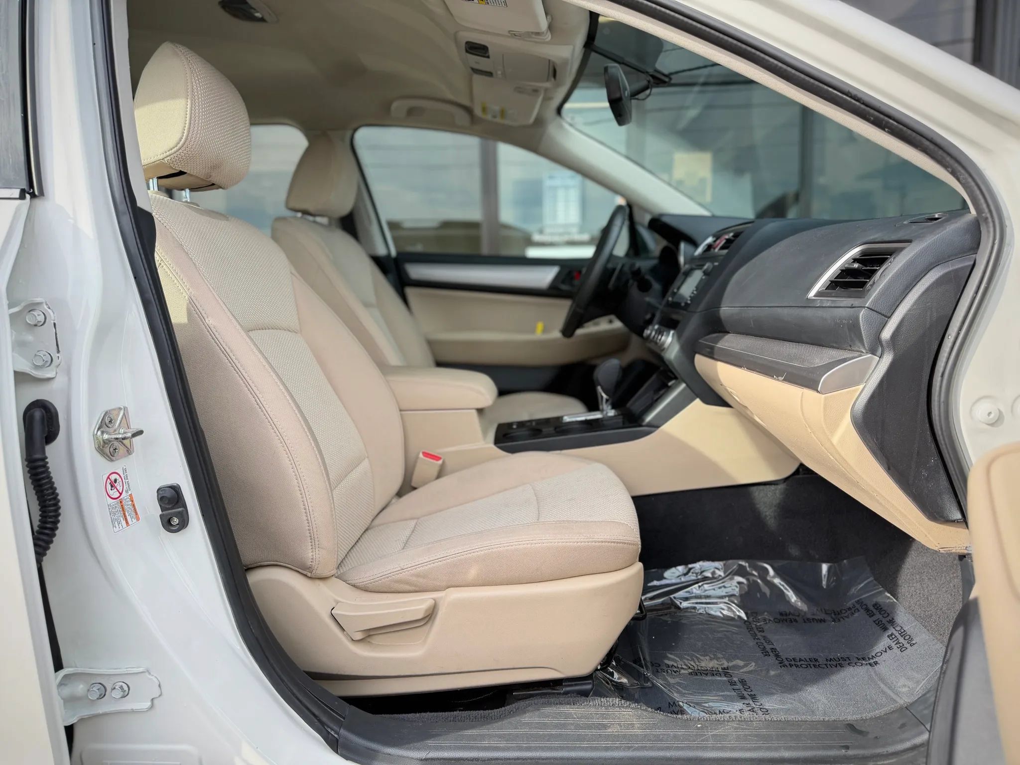 Used 2017 Subaru Outback 2.5i w/ Popular Package #1 AWD/4WD image 17