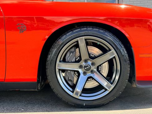 Used 2019 Dodge Challenger SRT Hellcat Redeye RWD image 13