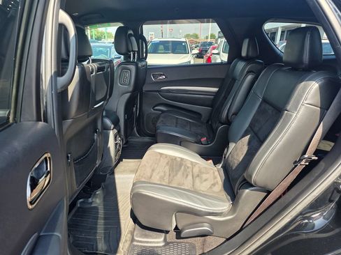 Used 2019 Dodge Durango R/T w/ Technology Group AWD/4WD image 11