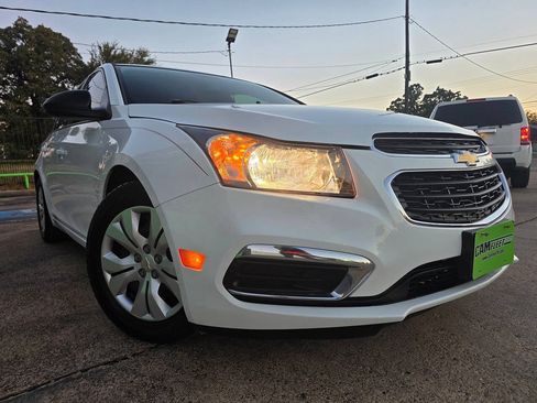 Used 2016 Chevrolet Cruze LS FWD image 50