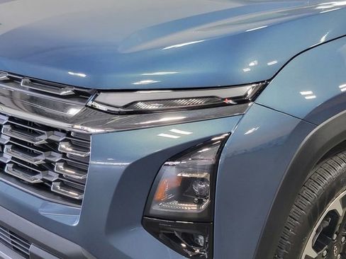 Certified 2026 Chevrolet Equinox LT w/ Convenience Package II AWD/4WD image 9