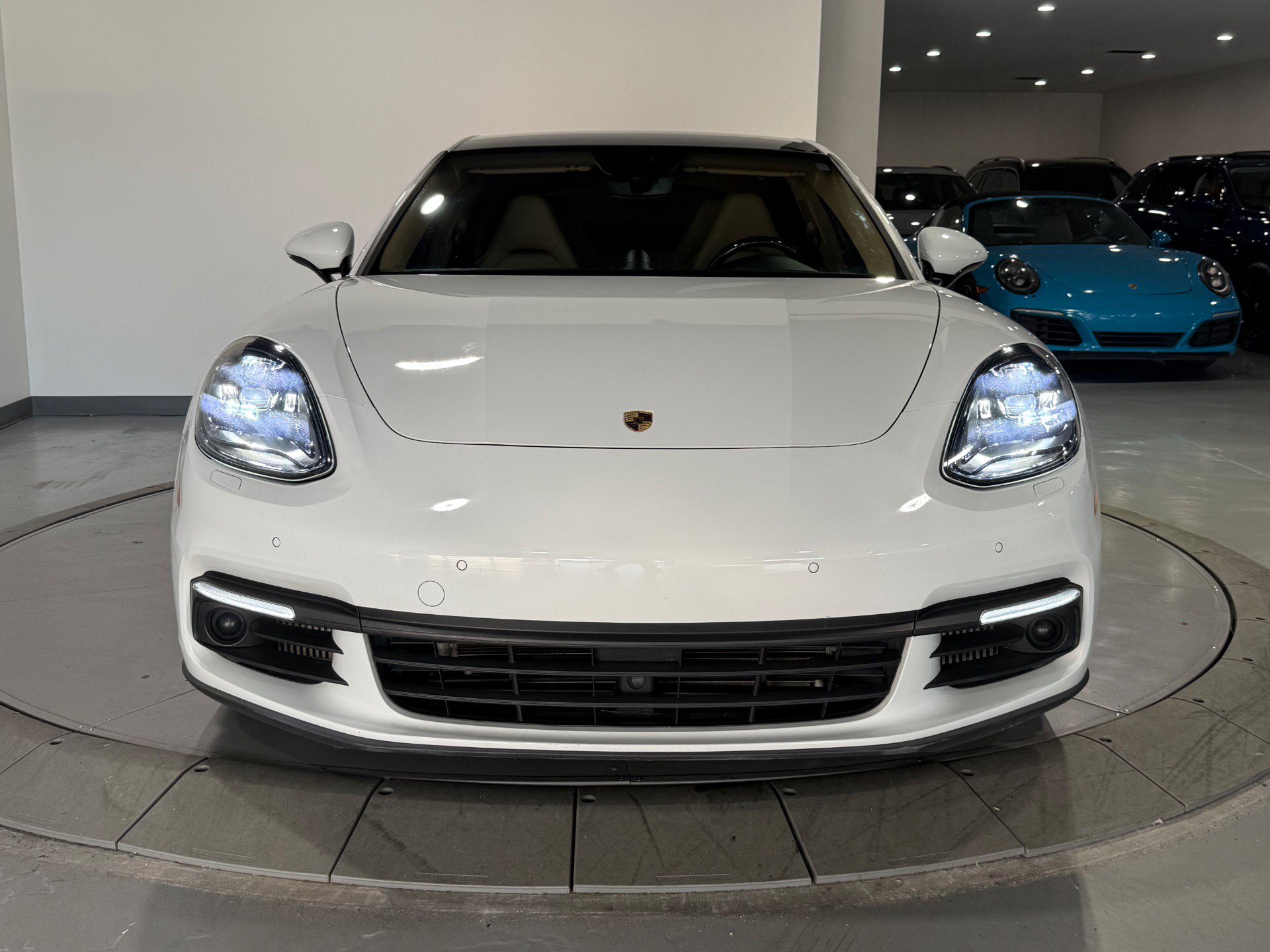 Used 2017 Porsche Panamera 4S AWD/4WD image 4