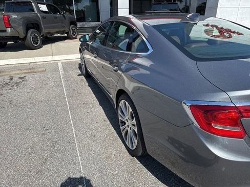Used 2019 Buick LaCrosse Avenir w/ Driver Confidence Package II FWD image 7