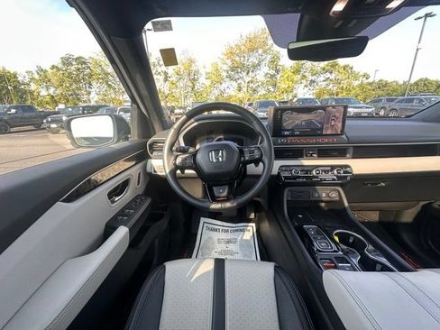 Used 2026 Honda Passport TrailSport Elite image 16