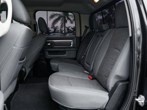 Used 2017 RAM 2500 Big Horn image 31