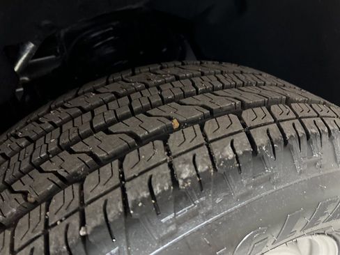 Used 2024 Chevrolet Colorado W/T image 41