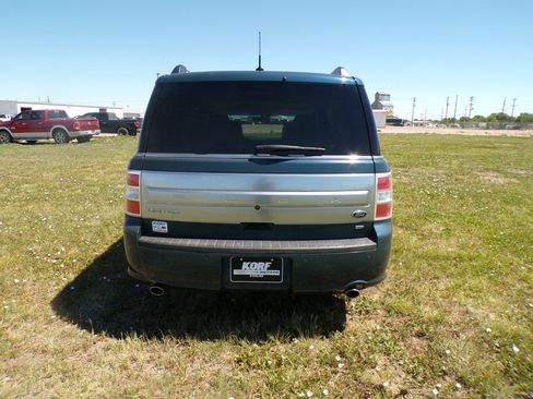 Used 2016 Ford Flex Limited w/ Equipment Group 301A AWD/4WD image 6