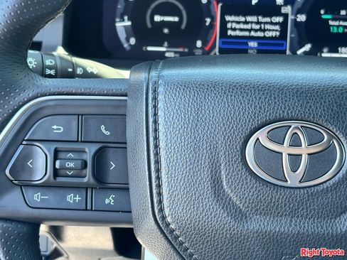 Certified 2026 Toyota 4Runner Limited AWD/4WD image 23