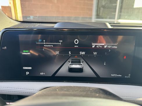 Used 2024 Nissan Ariya AWD image 19