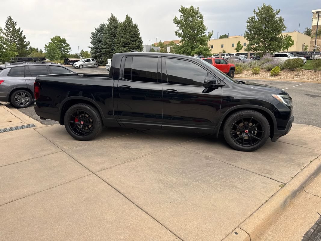 Used 2018 Honda Ridgeline Black Edition image 5