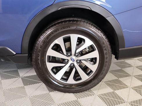 Used 2022 Subaru Outback Premium AWD/4WD image 18