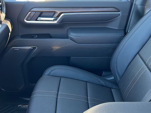 New 2026 Chevrolet Silverado 2500 High Country w/ High Country Premium Package AWD/4WD image 21