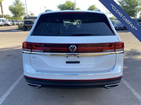 Used 2024 Volkswagen Atlas SE FWD image 3