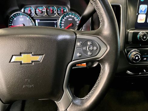 Used 2018 Chevrolet Silverado 1500 LT image 24