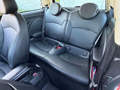 Used 2013 MINI Cooper S FWD image 23