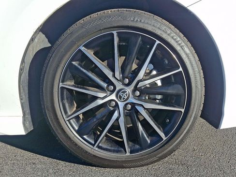 Used 2022 Toyota Camry SE image 8