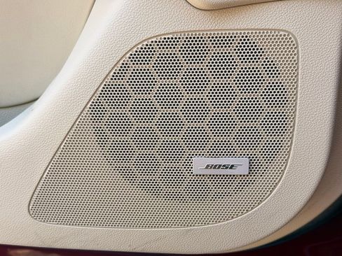Used 2015 Buick LaCrosse Leather FWD image 29