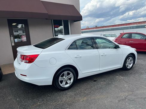 Used 2015 Chevrolet Malibu LT image 5