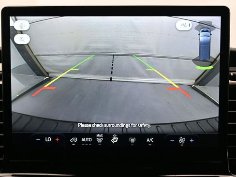 Used 2023 Ford Transit 350 XLT image 18