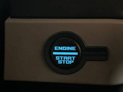 Used 2023 Ford Bronco Wildtrak AWD/4WD image 29