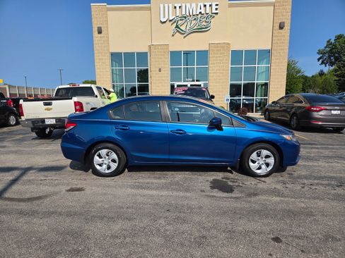 Used 2014 Honda Civic LX image 1