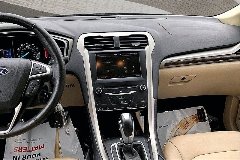 Used 2014 Ford Fusion SE w/ Equipment Group 202A FWD image 5