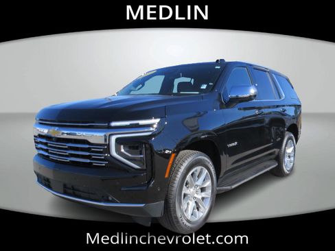 Used 2025 Chevrolet Tahoe Premier image 3