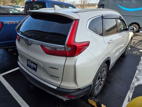 Used 2018 Honda CR-V Touring image 4