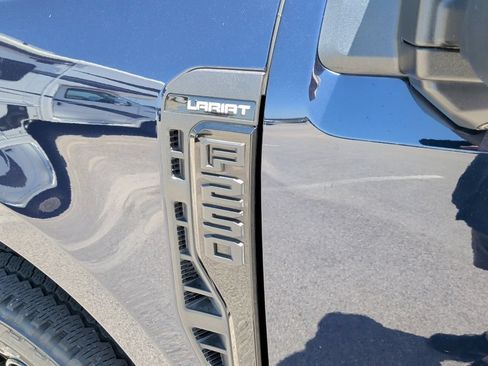 Used 2024 Ford F250 Lariat w/ Lariat Ultimate Package AWD/4WD image 47