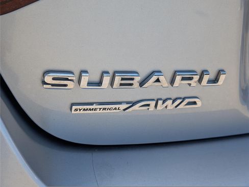 Used 2016 Subaru Legacy 2.5i Premium w/ Popular Package #1 AWD/4WD image 9