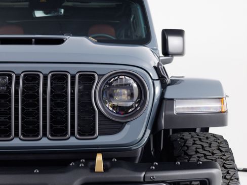 Used 2024 Jeep Wrangler Unlimited Rubicon 392 image 64