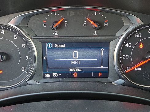 Used 2024 GMC Terrain SLE image 23