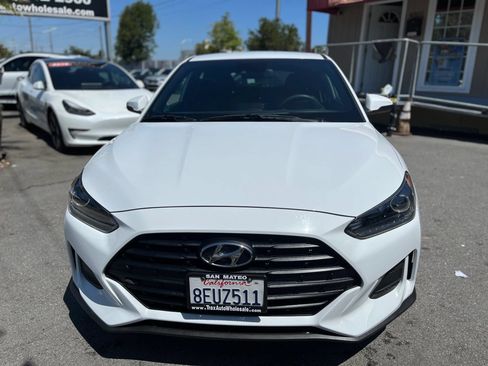 Used 2019 Hyundai Veloster 2.0 FWD image 2
