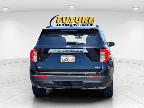 Certified 2020 Ford Explorer XLT w/ Comfort Package AWD/4WD image 5
