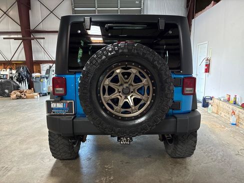 Used 2015 Jeep Wrangler Unlimited Sport w/ Quick Order Package 24S AWD/4WD image 8