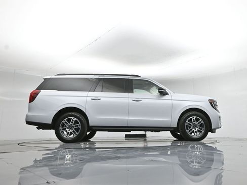 Used 2025 Ford Expedition Max Active image 52