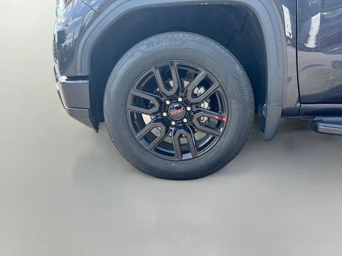 Used 2022 GMC Sierra 1500 Elevation AWD/4WD image 12