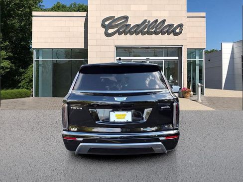 New 2026 Cadillac Vistiq Sport w/ LPO, Floor Liner Package image 4