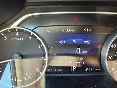 Used 2018 Nissan Murano Platinum w/ Cargo Package image 32