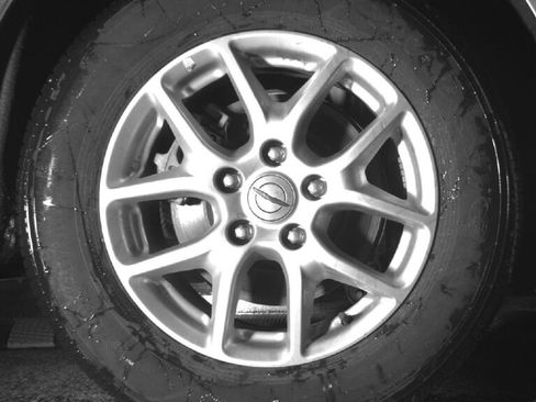 Used 2024 Chrysler Pacifica Touring-L image 14