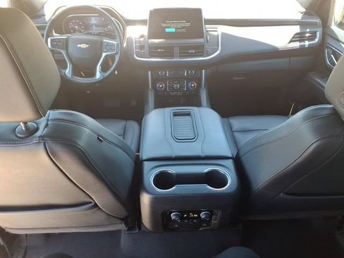 Used 2024 Chevrolet Tahoe LT RWD image 13