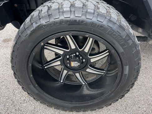 Used 2020 Jeep Wrangler Unlimited Sahara AWD/4WD image 10