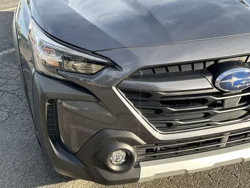 Used 2025 Subaru Outback Limited w/ Popular Package #2 AWD/4WD image 10
