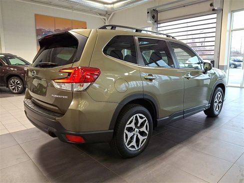 Certified 2022 Subaru Forester Premium w/ Popular Package #1 image 6